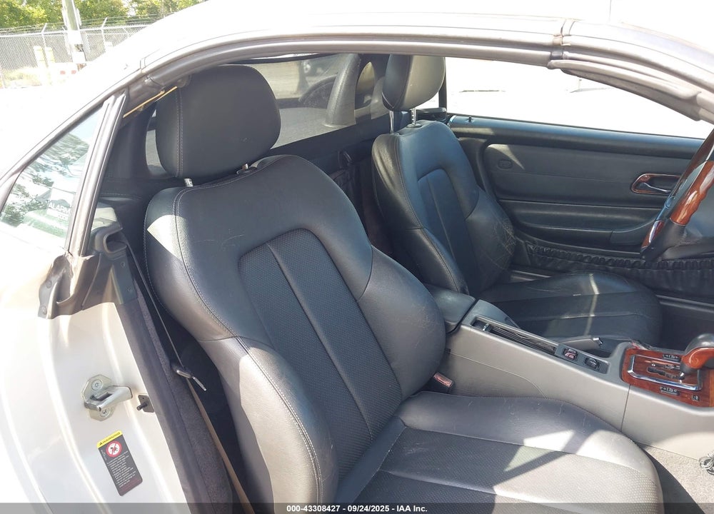 2001 MERCEDES-BENZ SLK 320 VIN: WDBKK65F71F210921