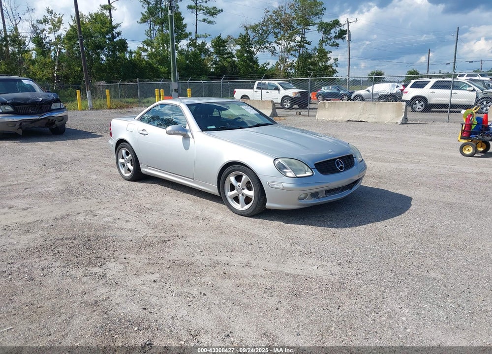 2001 MERCEDES-BENZ SLK 320 VIN: WDBKK65F71F210921
