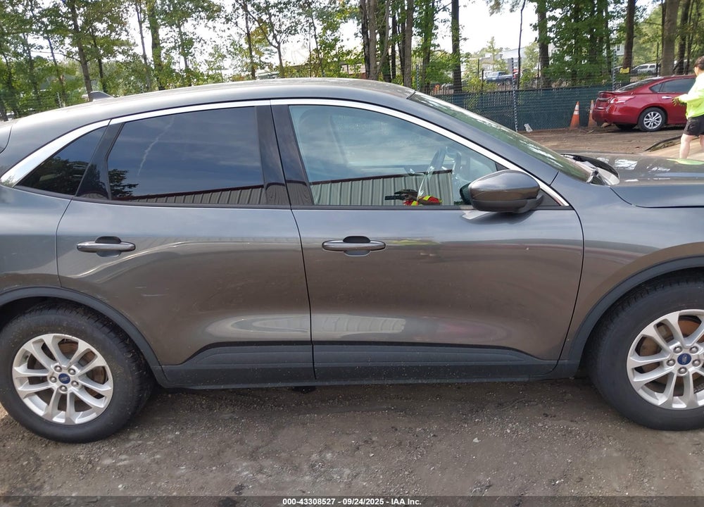 2020 FORD ESCAPE SE VIN: 1FMCU0G65LUA94915