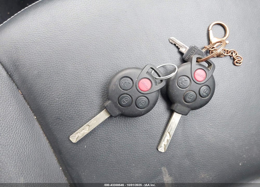 2014 SMART FORTWO VIN: WMEEJ9AA2EK732965