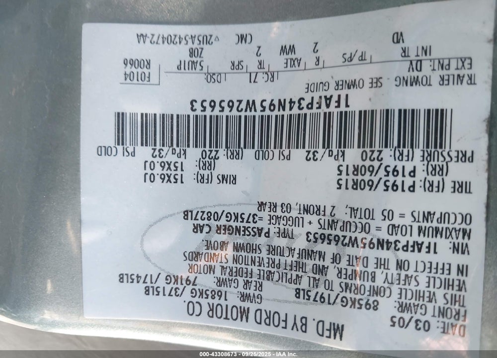 2005 FORD FOCUS ZX4 VIN: 1FAFP34N95W265653