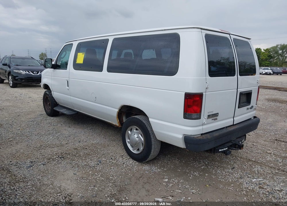 2011 FORD E-350 SUPER DUTY XL VIN: 1FBNE3BLXBDA70461