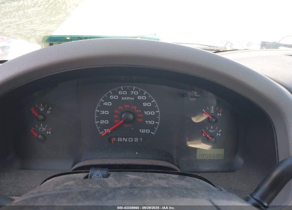 2007 FORD F-150 STX/XL/XLT VIN: 1FTRF12277KC22477
