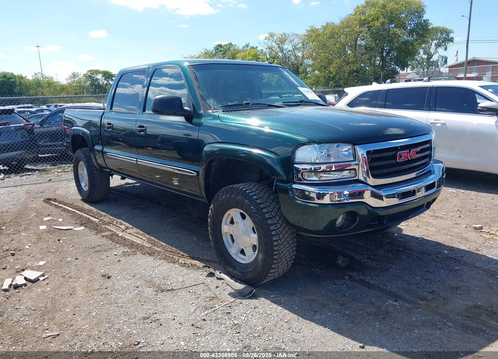 2005 GMC SIERRA 1500 SLT VIN: 2GTEK13T551120500