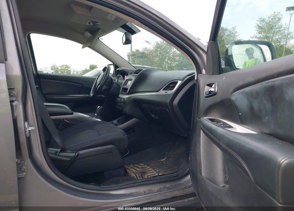 2013 DODGE JOURNEY SXT VIN: 3C4PDCBG6DT502194