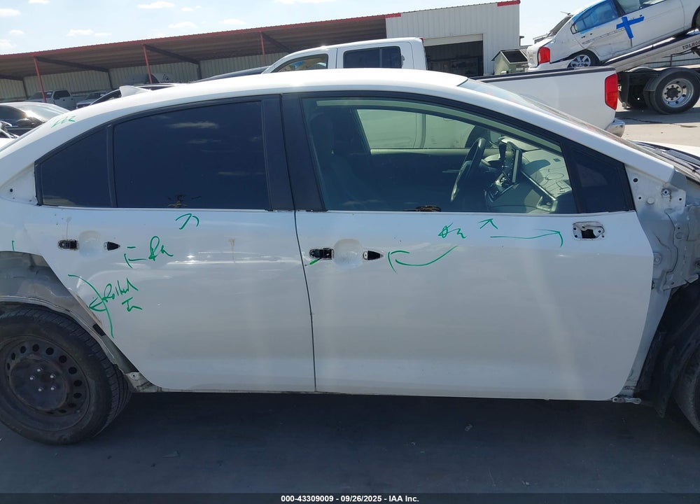 2020 TOYOTA COROLLA LE VIN: JTDEPRAE4LJ046610