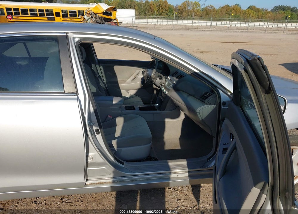 2007 TOYOTA CAMRY VIN: 4T1BE46K07U696626