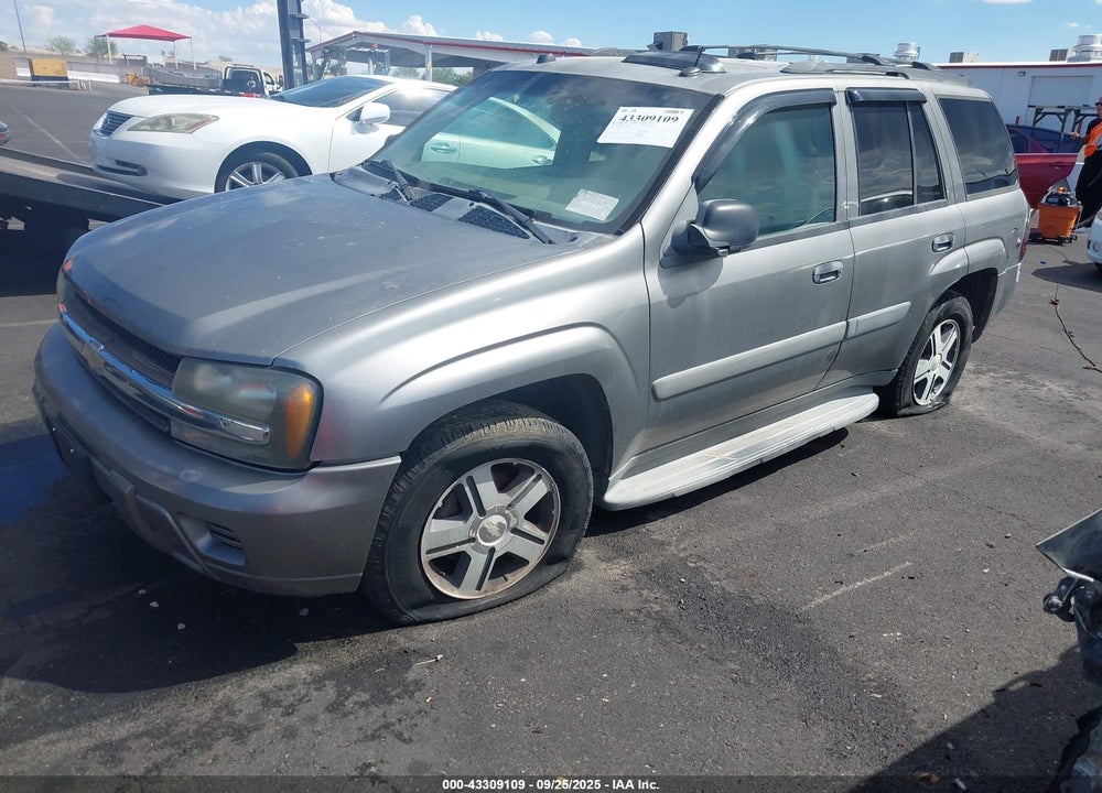 2005 CHEVROLET TRAILBLAZER LS VIN: 1GNDT13S152111963