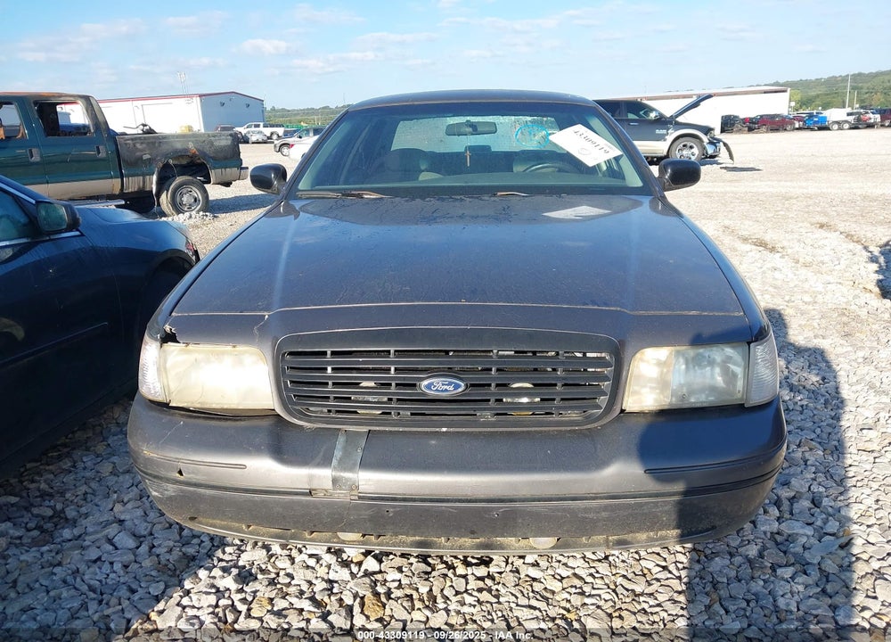 1999 FORD CROWN VICTORIA POLICE INTERCEPTOR VIN: 2FAFP71W8XX106408