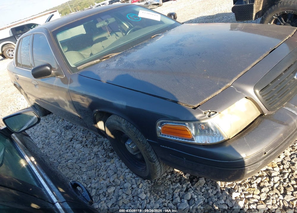 1999 FORD CROWN VICTORIA POLICE INTERCEPTOR VIN: 2FAFP71W8XX106408