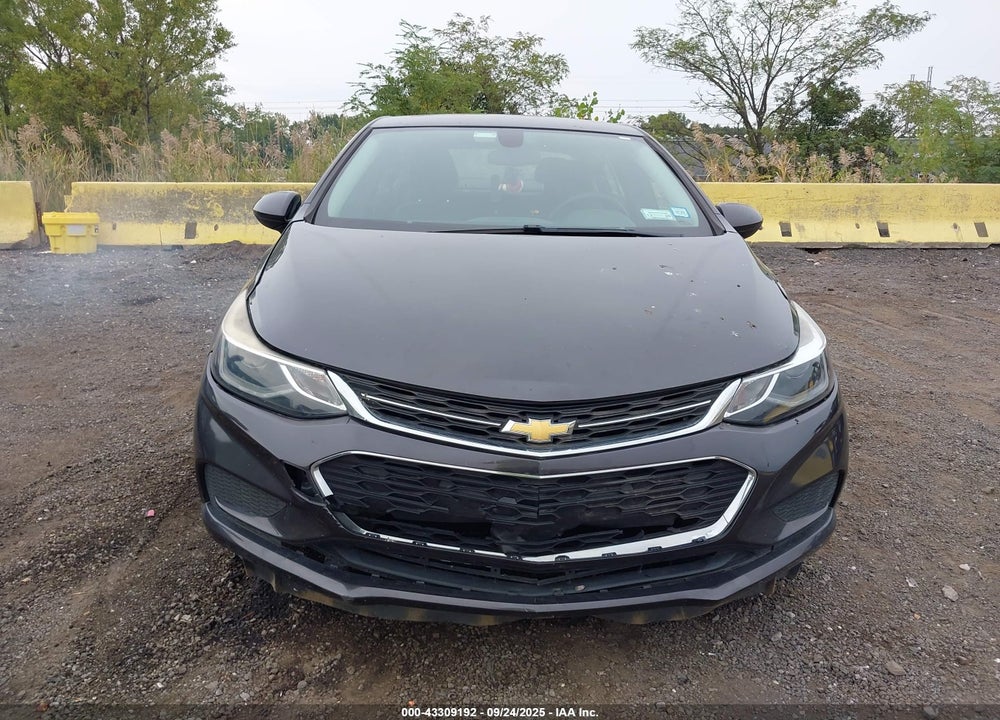 2017 CHEVROLET CRUZE VIN: 1G1BE5SM2H7158035