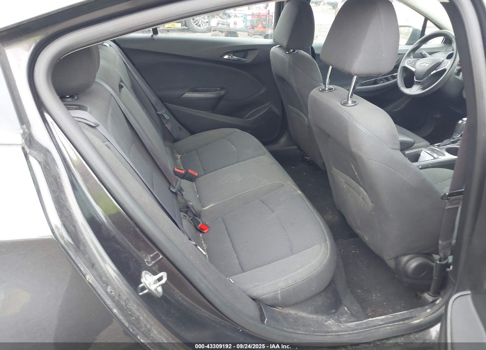 2017 CHEVROLET CRUZE VIN: 1G1BE5SM2H7158035