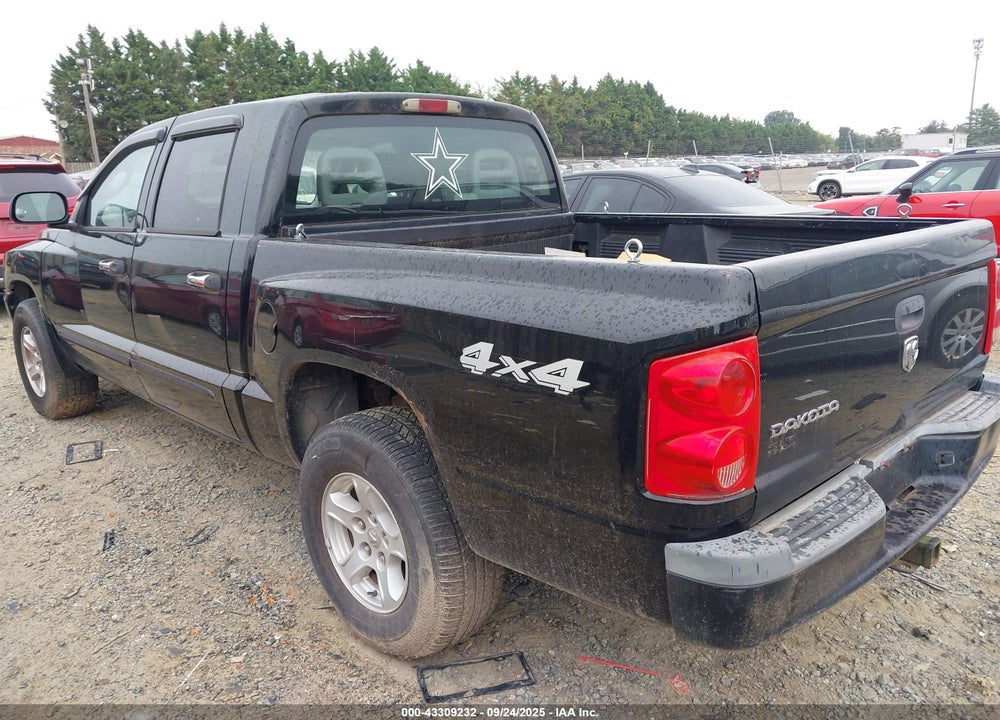 2005 DODGE DAKOTA SLT VIN: 1D7HW48KX5S161357