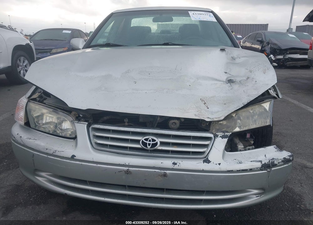 2000 TOYOTA CAMRY LE VIN: JT2BG22K6Y0526684