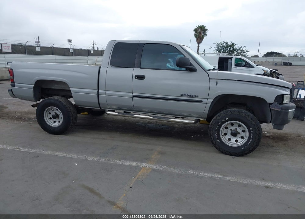 2001 DODGE RAM 1500 ST VIN: 1B7HC13Y81J558062
