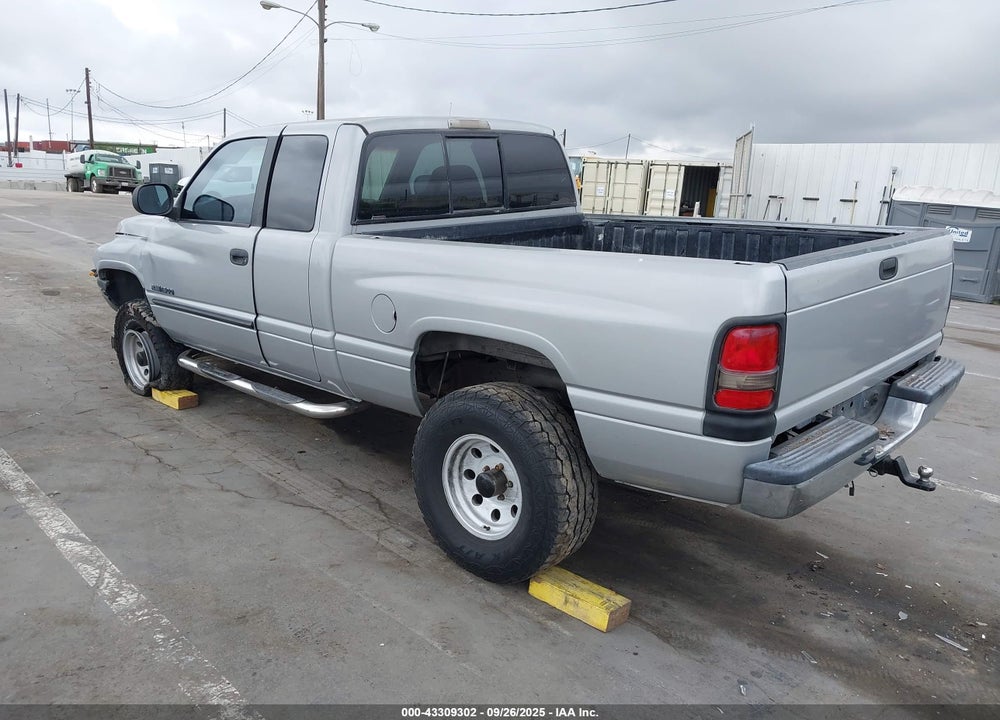 2001 DODGE RAM 1500 ST VIN: 1B7HC13Y81J558062