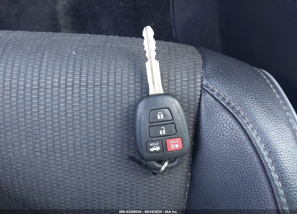 2016 TOYOTA COROLLA VIN: 2T1BURHE8GC517578