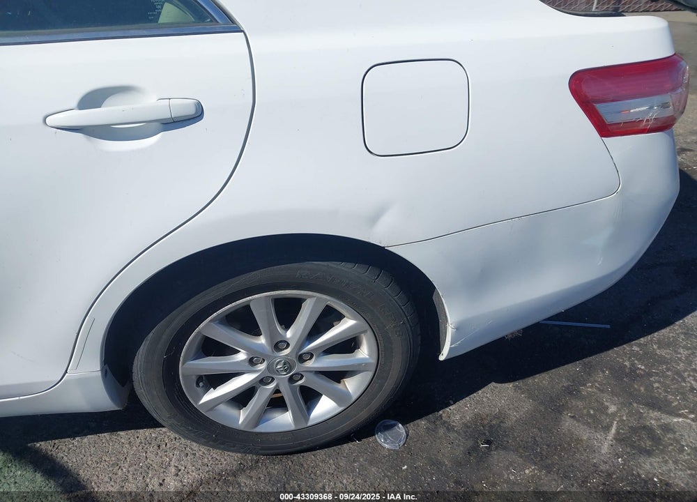 2011 TOYOTA CAMRY XLE VIN: 4T1BF3EK8BU660068