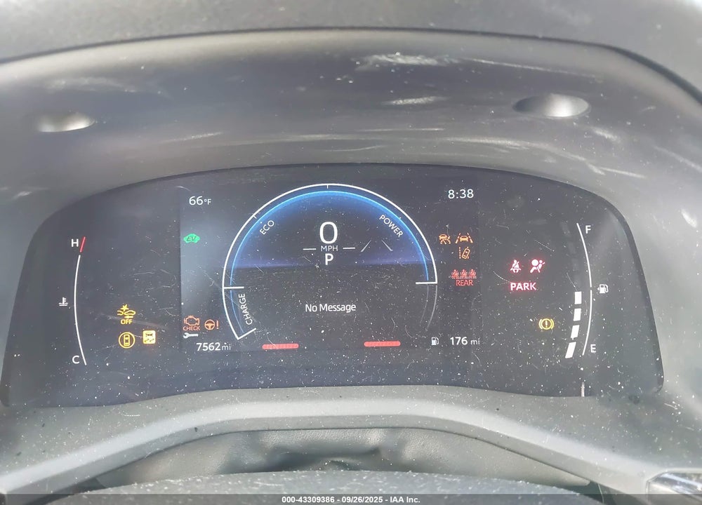 2025 TOYOTA CAMRY SE VIN: 4T1DBADK6SU528646