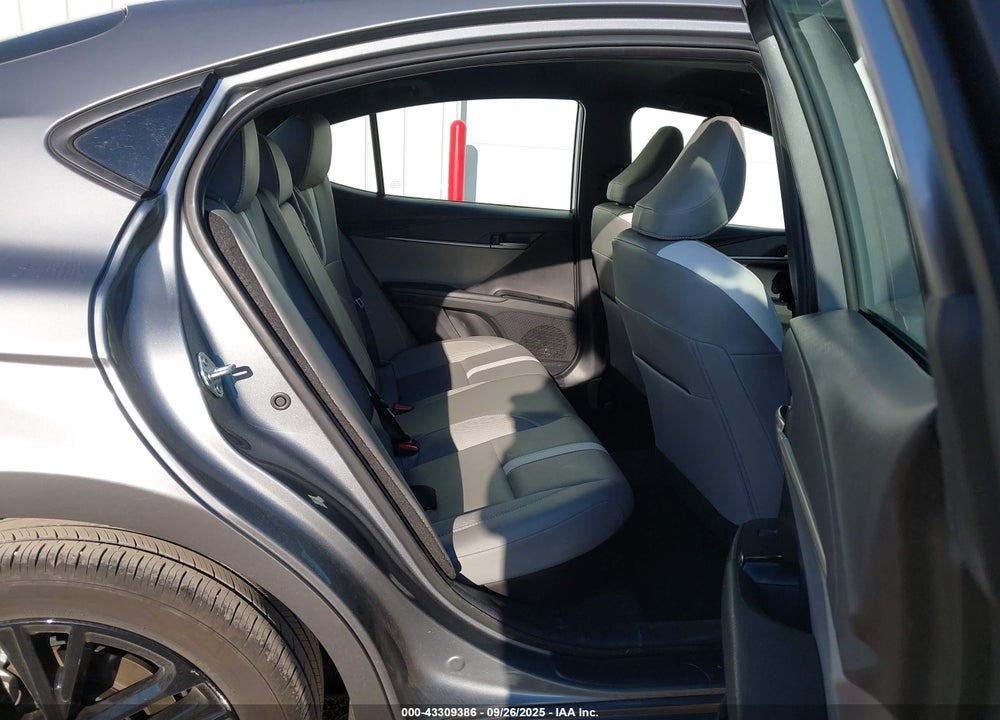 2025 TOYOTA CAMRY SE VIN: 4T1DBADK6SU528646