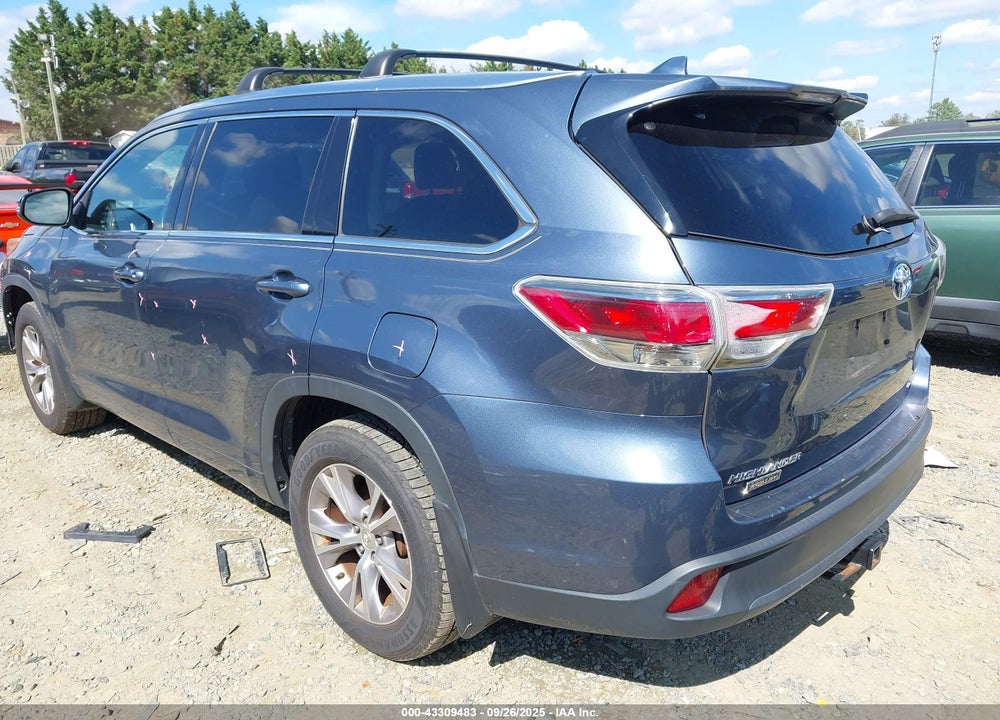 2015 TOYOTA HIGHLANDER XLE V6 VIN: 5TDJKRFH7FS160298