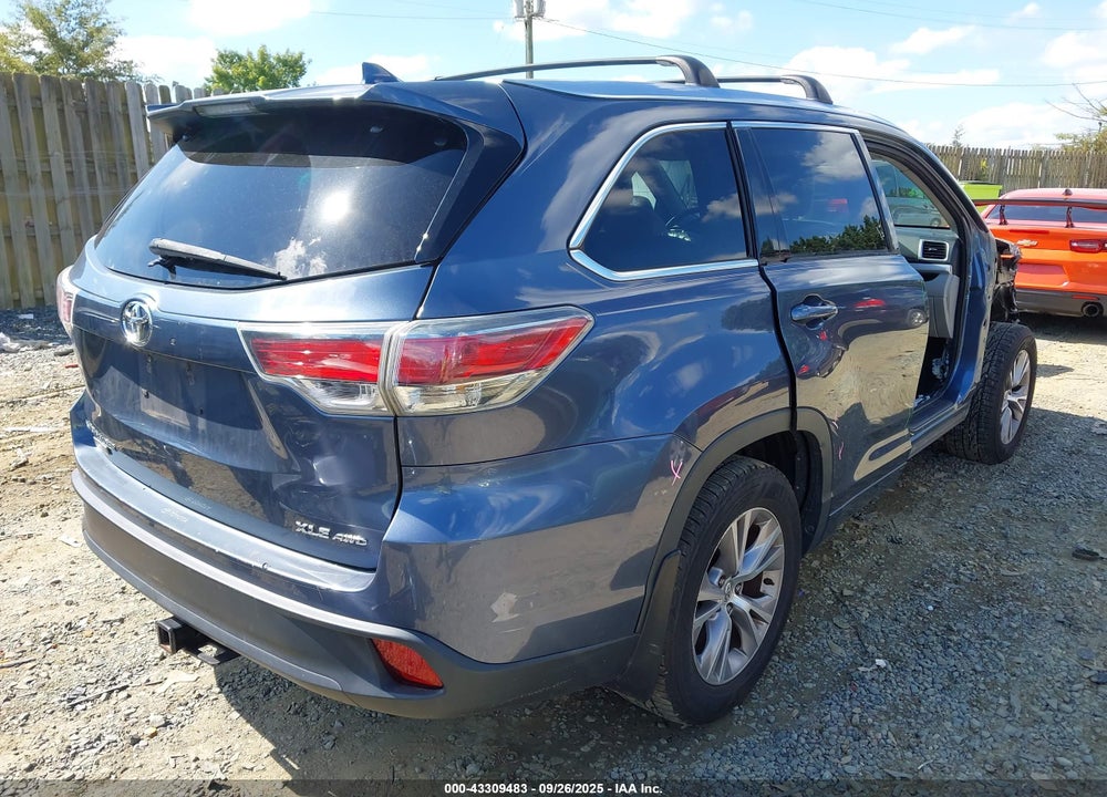 2015 TOYOTA HIGHLANDER XLE V6 VIN: 5TDJKRFH7FS160298