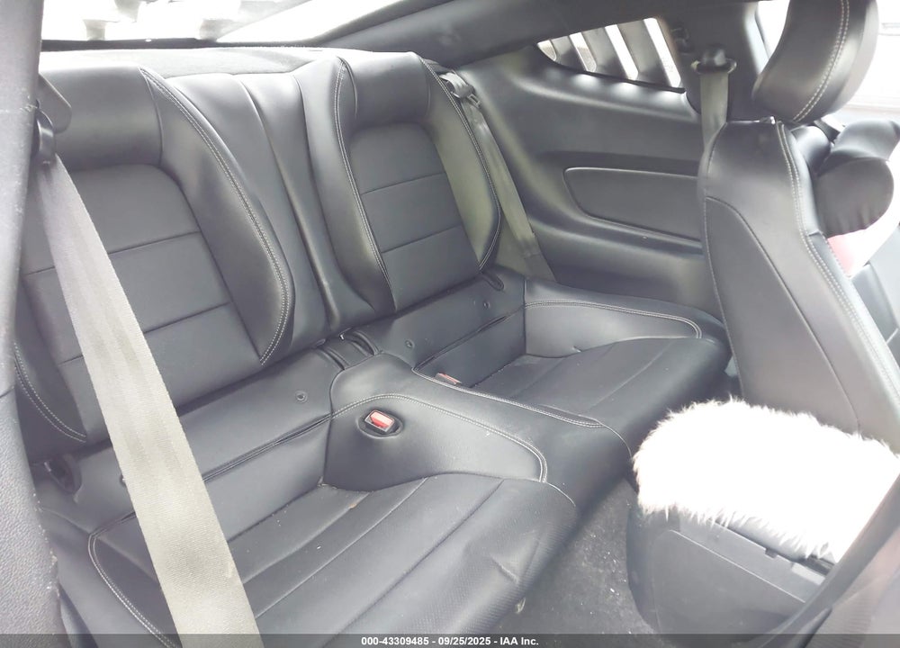 2021 FORD MUSTANG VIN: 1FA6P8TH9M5101140