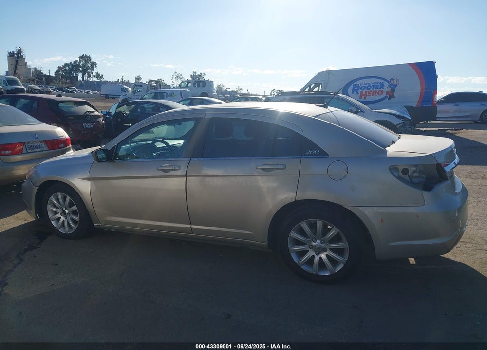 2014 CHRYSLER 200 VIN: 1C3CCBBG0EN114380