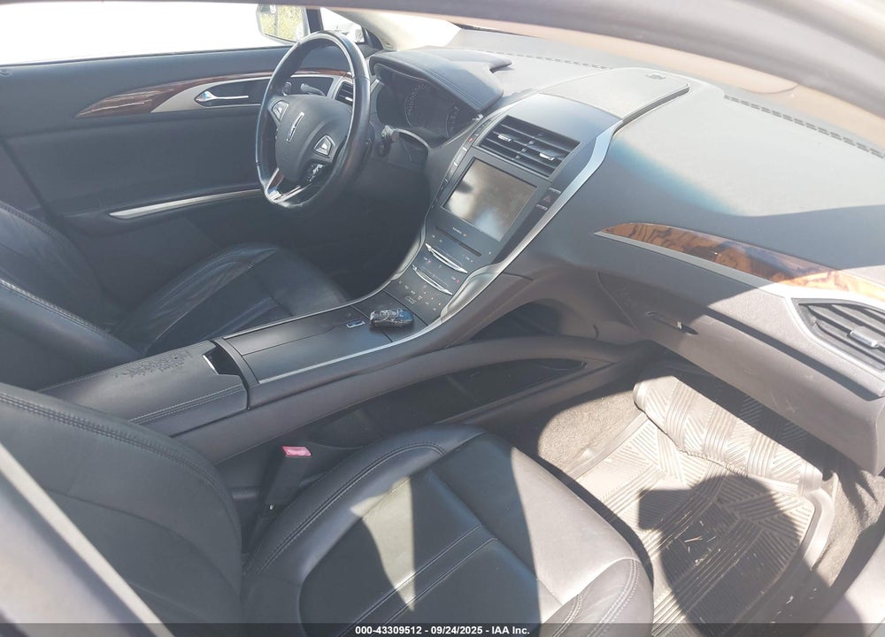 2013 LINCOLN MKZ VIN: 3LN6L2GKXDR819314