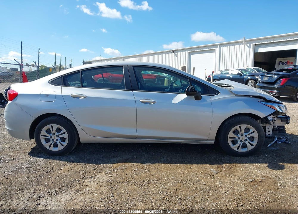 2019 CHEVROLET CRUZE LS VIN: 1G1BC5SM9K7147255