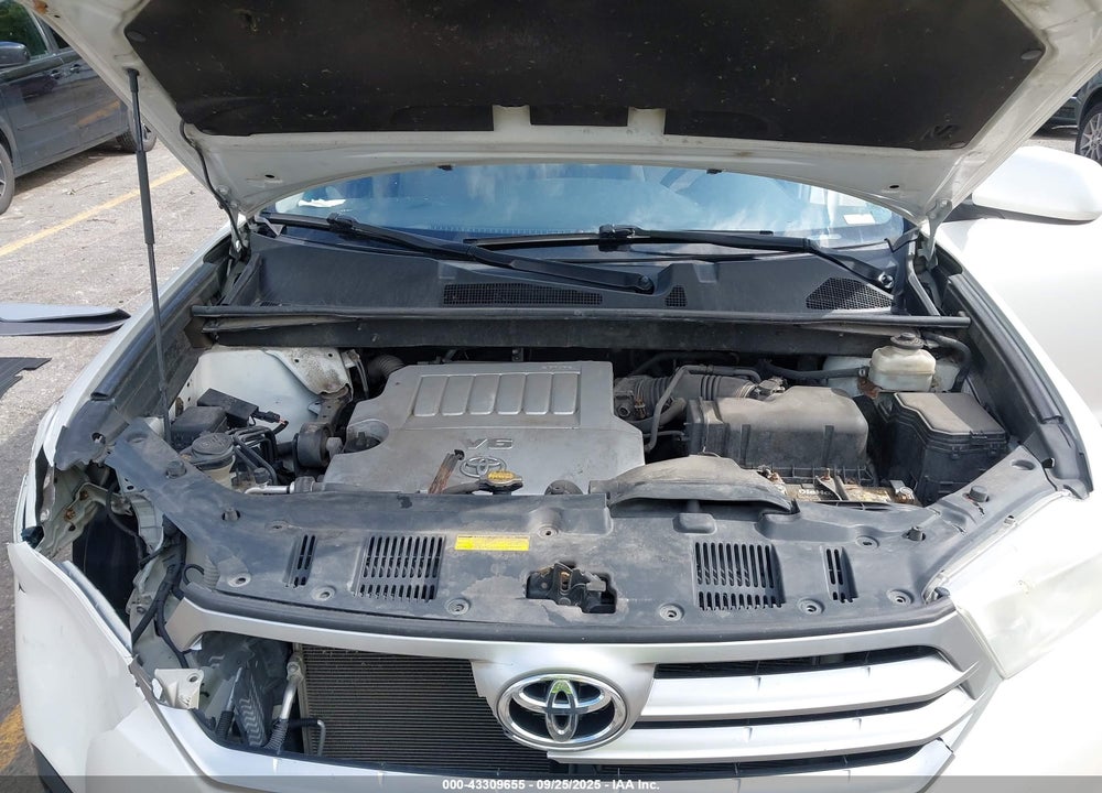 2013 TOYOTA HIGHLANDER BASE V6 VIN: 5TDBK3EH0DS225394
