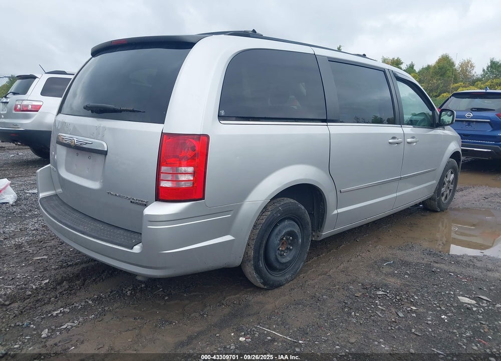 2010 CHRYSLER TOWN & COUNTRY VIN: 2A4RR5D1XAR213388