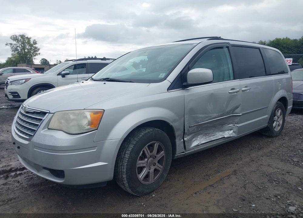 2010 CHRYSLER TOWN & COUNTRY VIN: 2A4RR5D1XAR213388