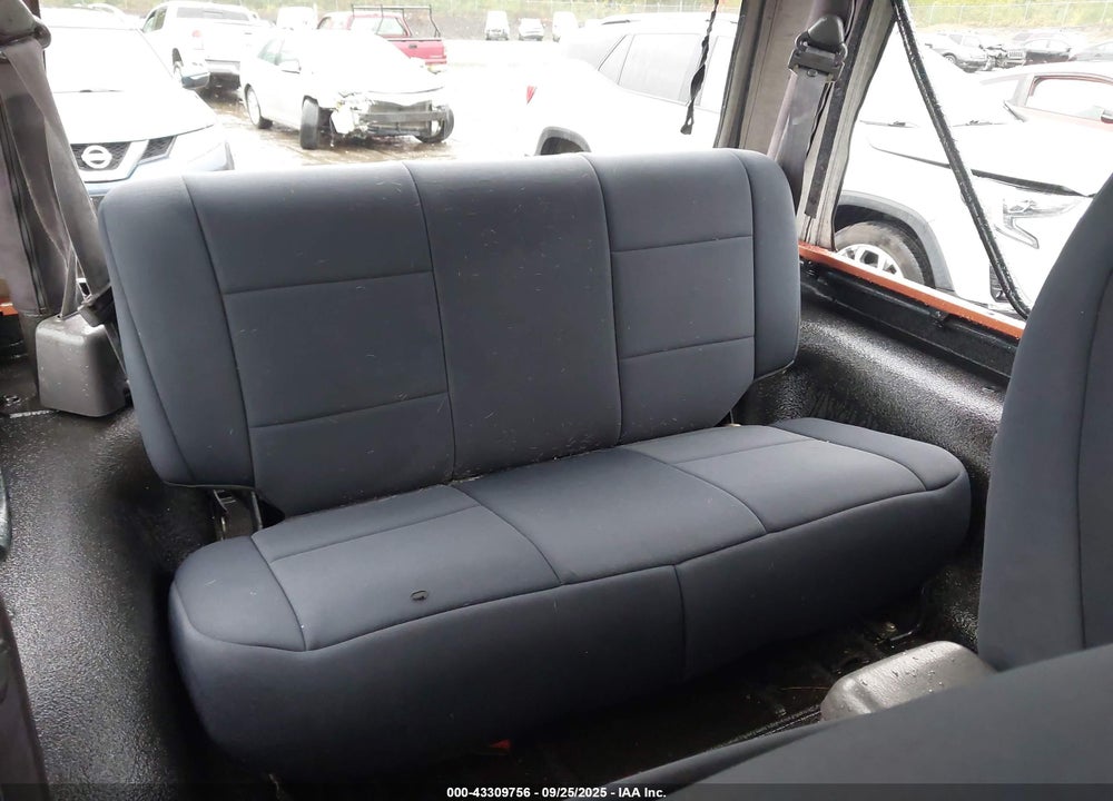 2001 JEEP WRANGLER SPORT VIN: 1J4FA49SX1P302997