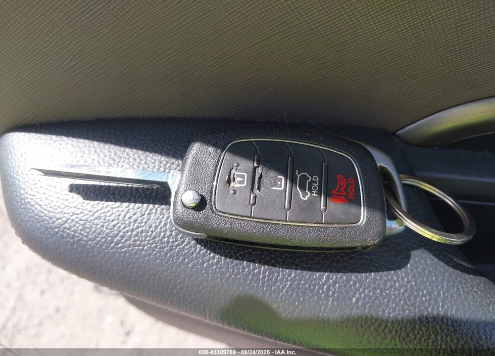 2013 HYUNDAI SANTA FE SPORT VIN: 5XYZUDLB5DG039215