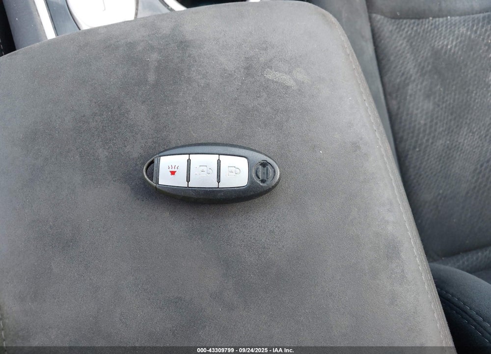 2014 NISSAN PATHFINDER VIN: 5N1AR2MN0EC630677