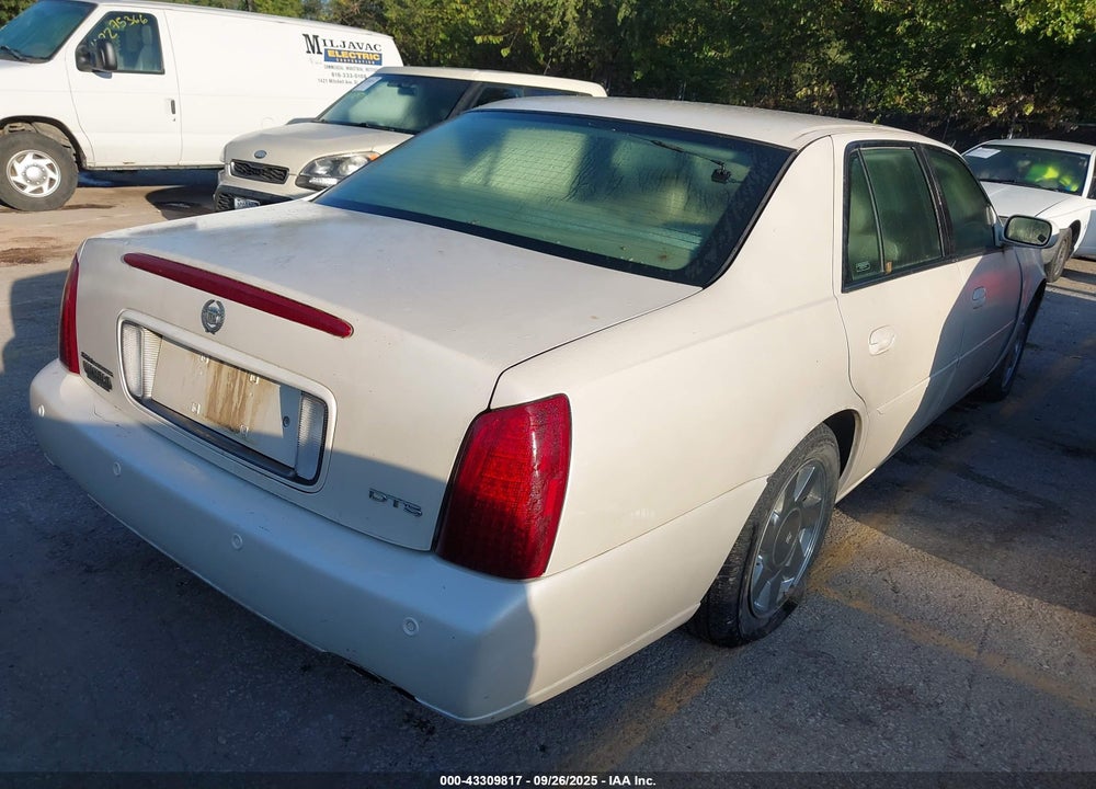 2000 CADILLAC DEVILLE DTS VIN: 1G6KF5792YU275787