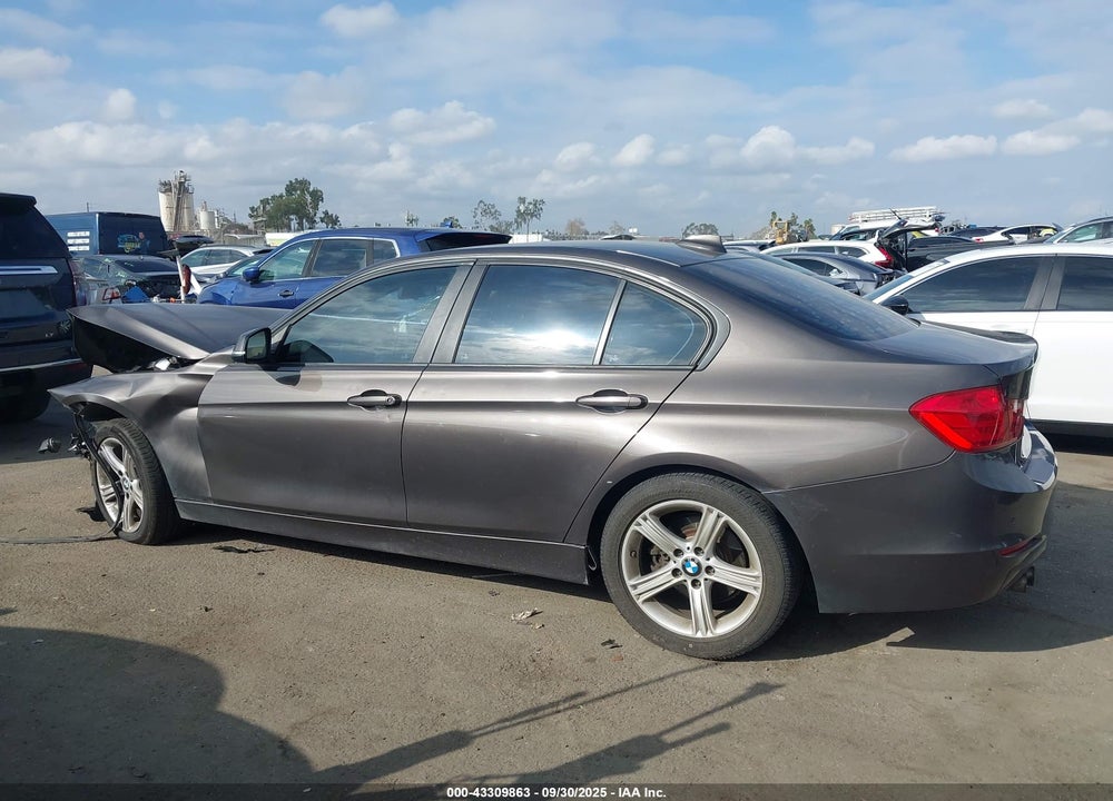 2014 BMW 3 SERIES VIN: WBA3A5C56EP600435