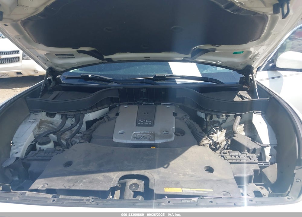 2015 INFINITI QX70 VIN: JN8CS1MU0FM381199