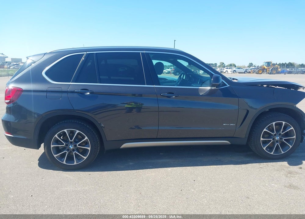 2017 BMW X5 XDRIVE35I VIN: 5UXKR0C36H0V81079