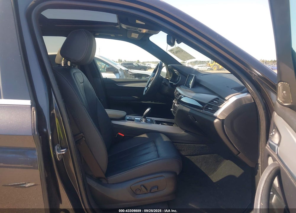 2017 BMW X5 XDRIVE35I VIN: 5UXKR0C36H0V81079