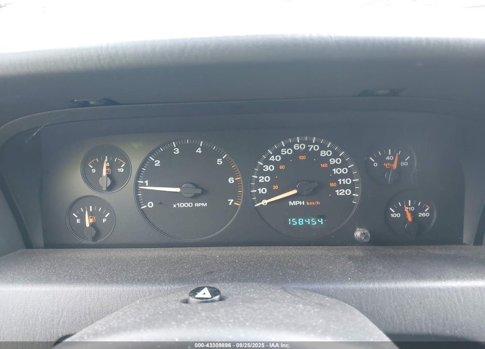 1999 JEEP GRAND CHEROKEE LAREDO VIN: 1J4GW58S1XC673530