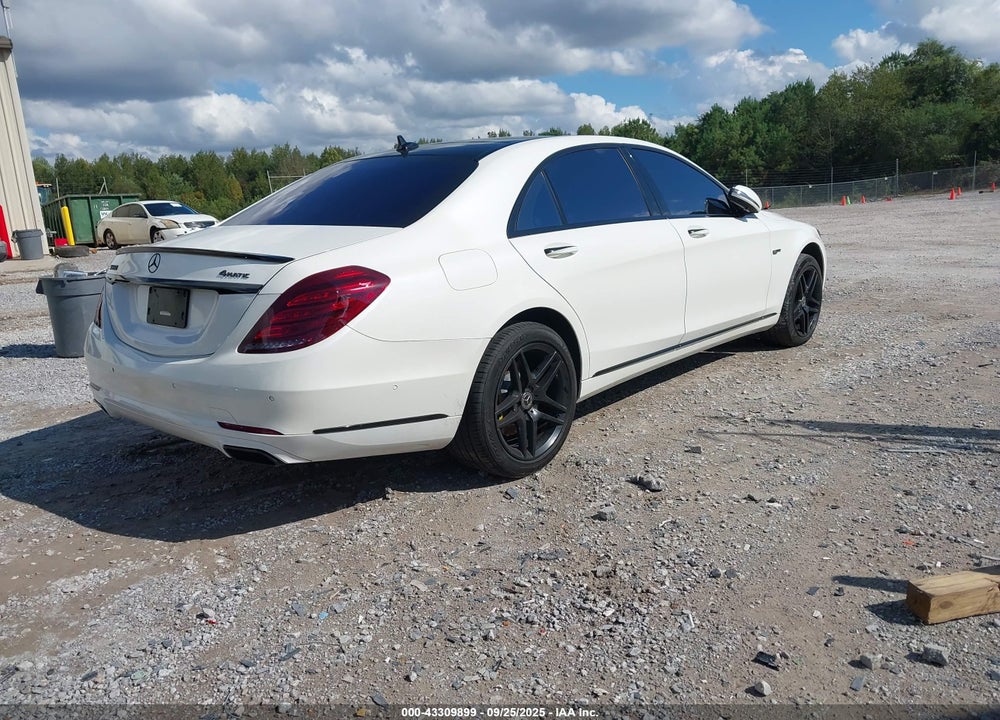 2015 MERCEDES-BENZ S 550 4MATIC VIN: WDDUG8FB2FA201895