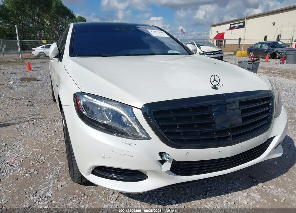 2015 MERCEDES-BENZ S 550 4MATIC VIN: WDDUG8FB2FA201895