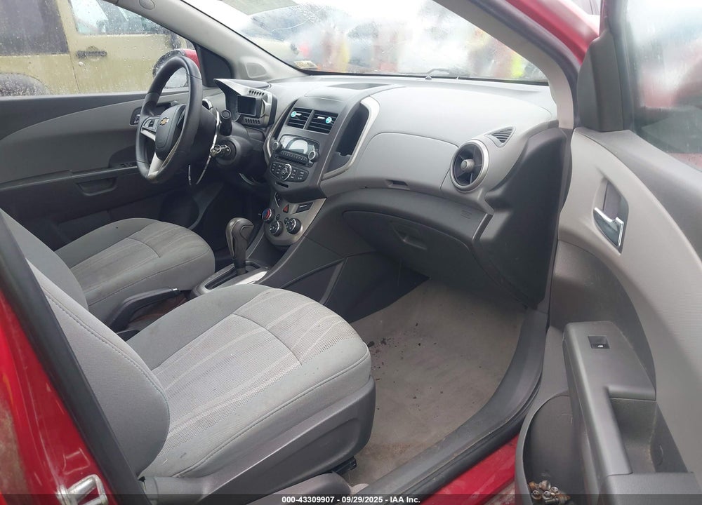 2013 CHEVROLET SONIC VIN: 1G1JC5SH2D4106095