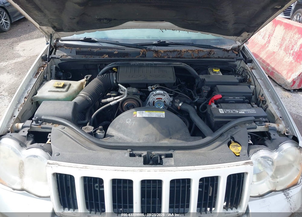 2010 JEEP GRAND CHEROKEE LAREDO VIN: 1J4PR4GKXAC135497