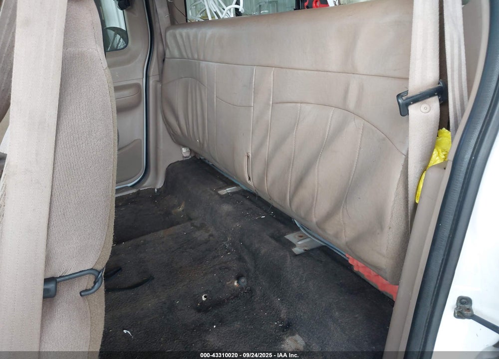 1999 FORD F-150 LARIAT/XL/XLT VIN: 1FTRX08W9XKA12061