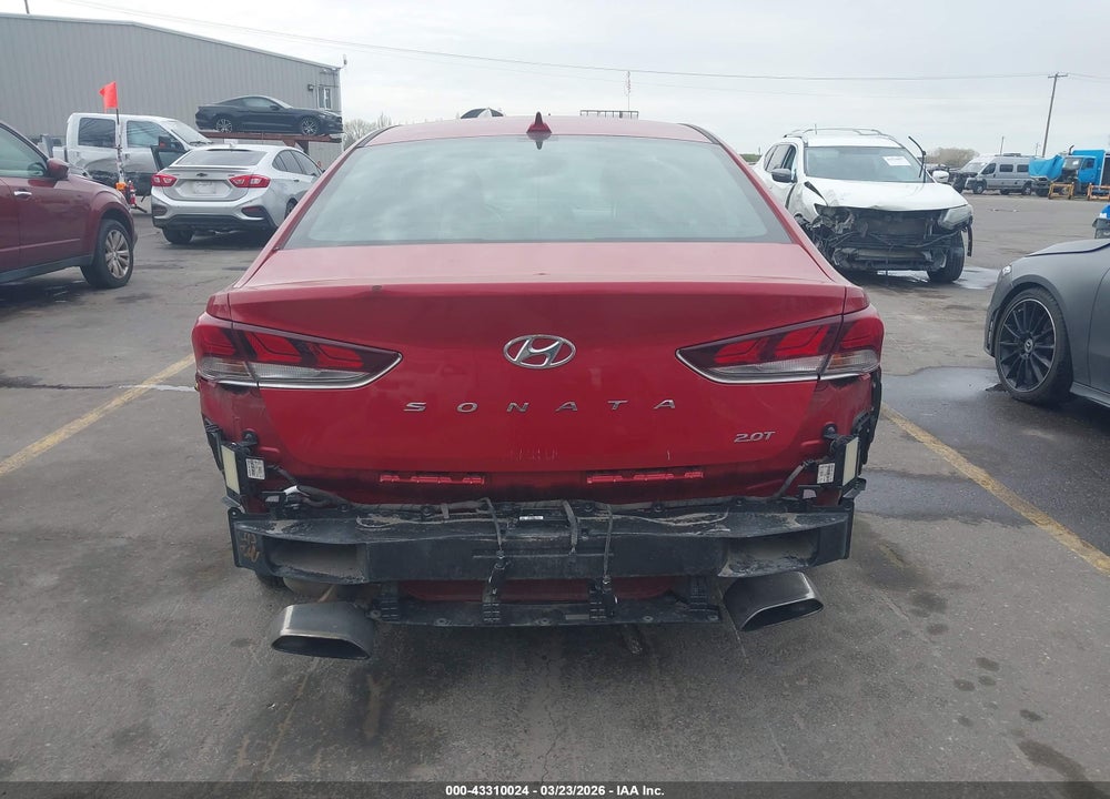 2018 HYUNDAI SONATA SPORT 2.0T VIN: 5NPE34AB8JH643298