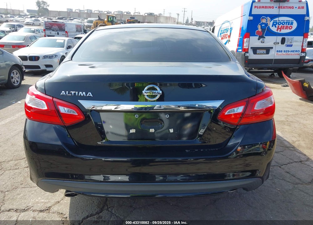 2017 NISSAN ALTIMA VIN: 1N4AL3AP8HN319658