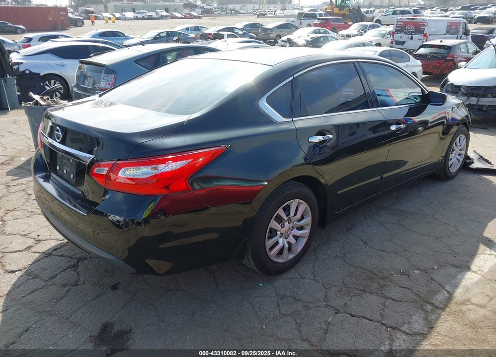 2017 NISSAN ALTIMA VIN: 1N4AL3AP8HN319658